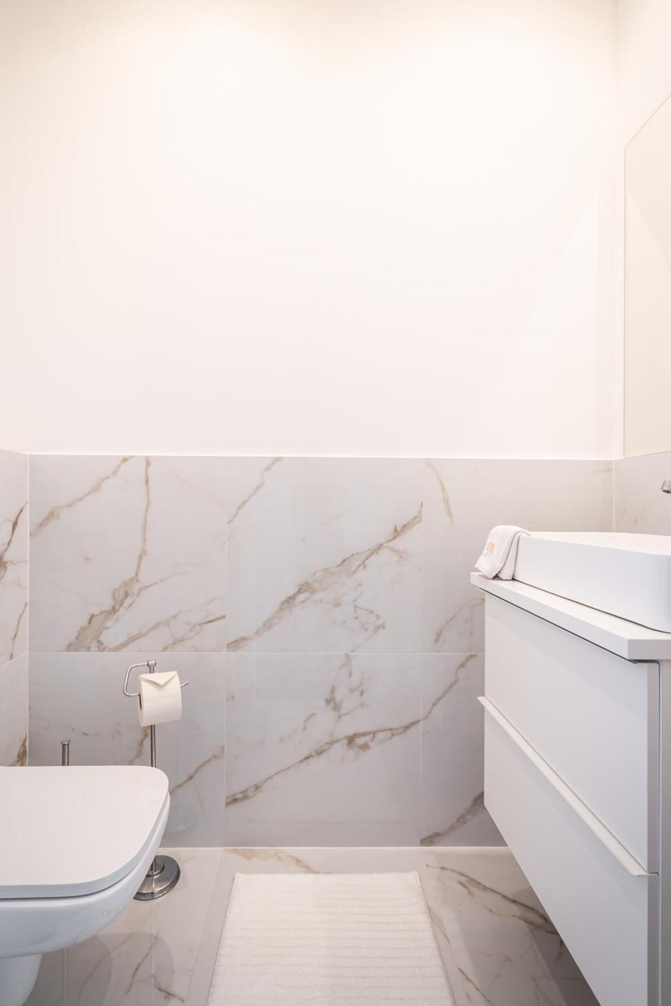 E13 - Grand Boulevard Heritage Suite - Best Location By Bqa Budapest Zimmer foto