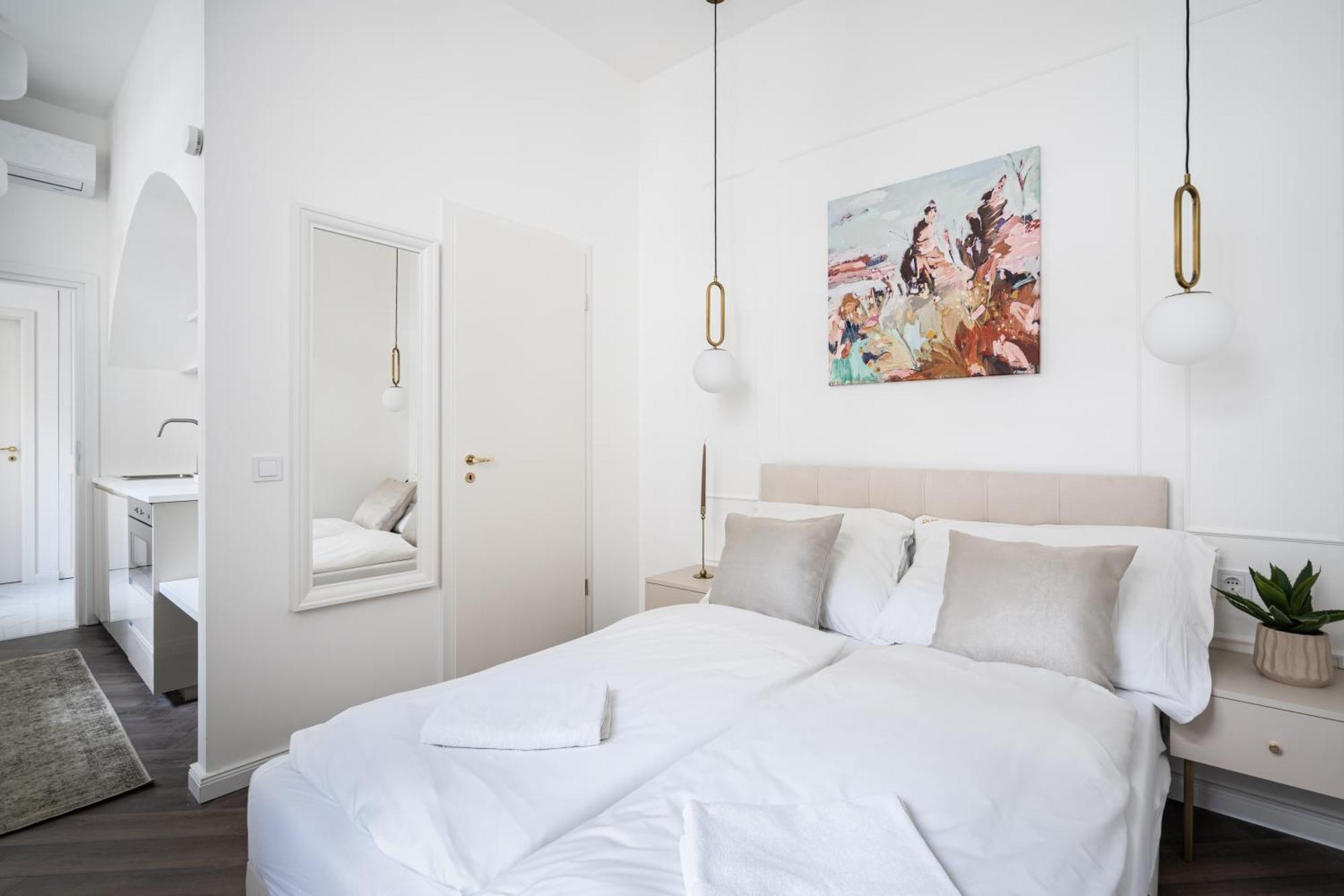 E13 - Grand Boulevard Heritage Suite - Best Location By Bqa Budapest Zimmer foto